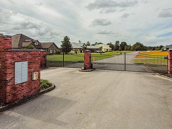 2nd image of 32645 Wesley Way