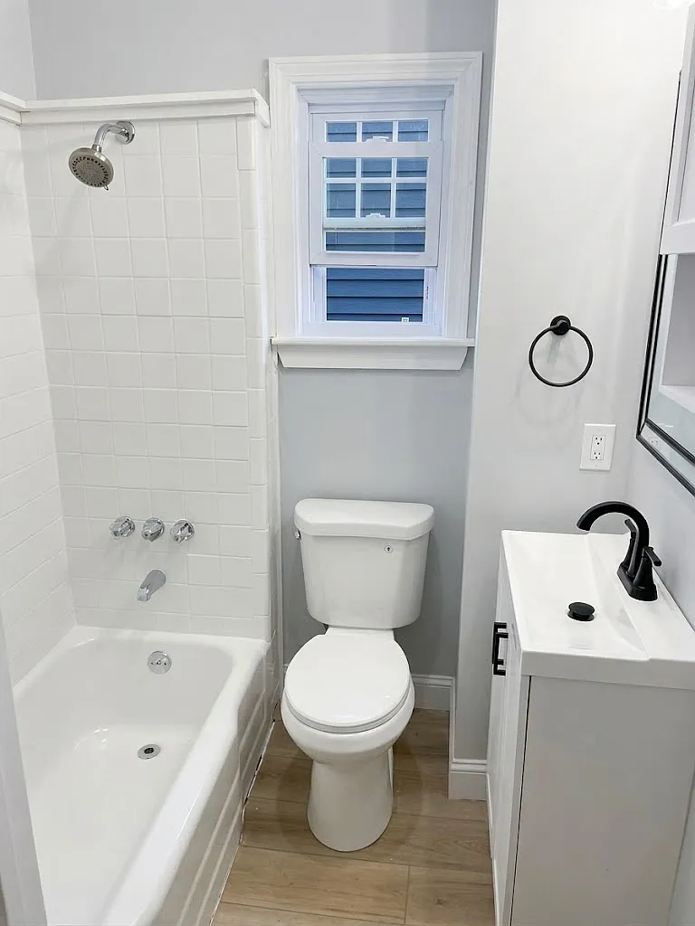2 bed, 650 sqft, $2,595 — Photo 3