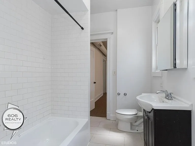 5034 S Michigan Ave #36 — Photo 8