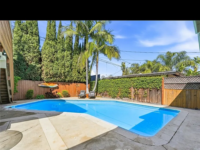 3635 Woodruff Ave — Photo 10