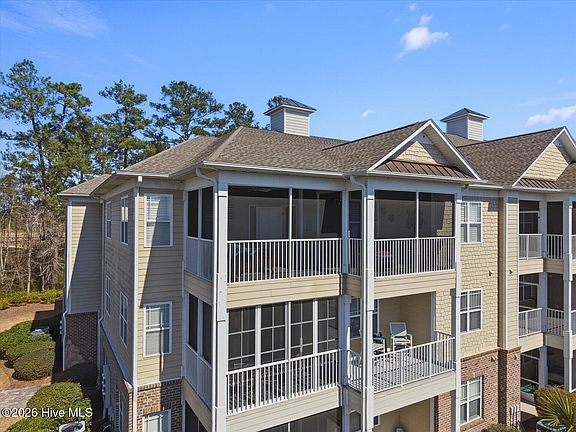 2nd image of 240 Woodlands Way Unit 15