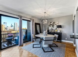 410 Groveland Ave APT 902, Minneapolis, MN 55403