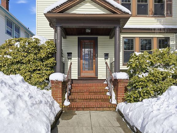 3rd image of 7 Clyde Rd