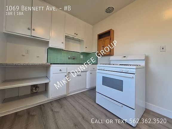 4th image of 1069 Bennett Ave #B