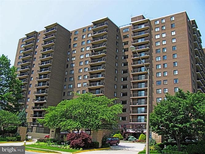 1st image of 200 N Pickett St APT 107