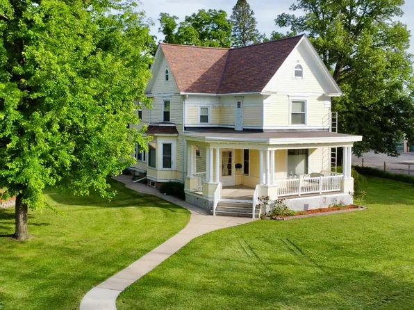324 Monroe Ave, Ortonville, MN 56278