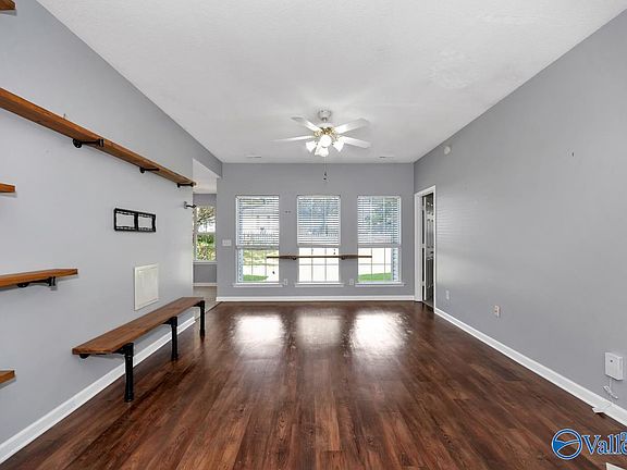 4th image of 217 Iron Wood Ct