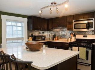 32 Church St #B, North Andover, MA 01845