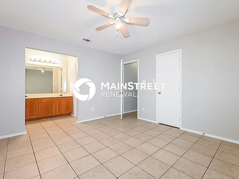 Main Bedroom