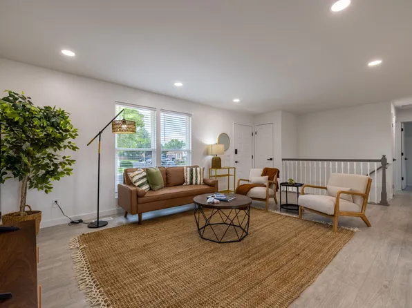 10982 Elm Dr, Thornton, CO 80233