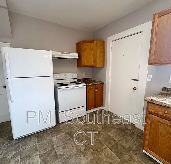 43-45 Denison Ave #43 — Photo 7