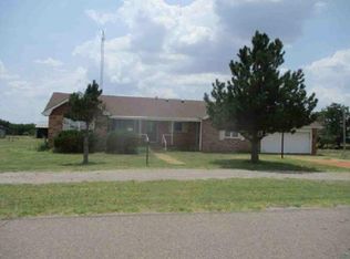 20738 E 1140th Rd, Canute, OK 73626