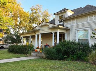 704 E Main St, Honey Grove, TX 75446