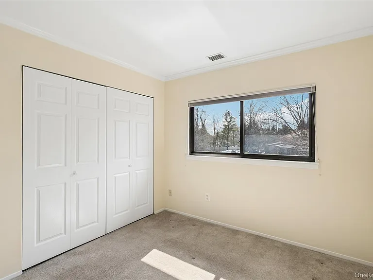 87 Northgate Cir — Photo 7