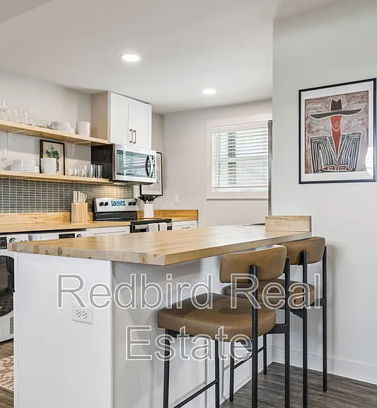 602 40th Ave N #1 — Photo 10