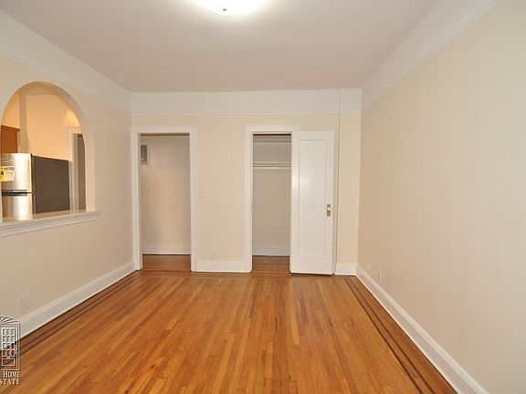 2nd image of 4518 42nd St APT 1D