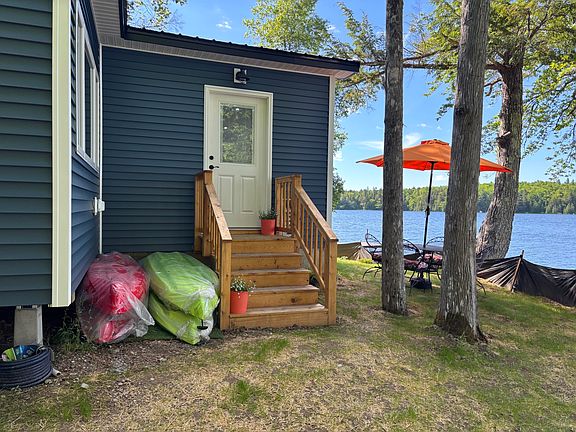 5th image of 214 Camp Road