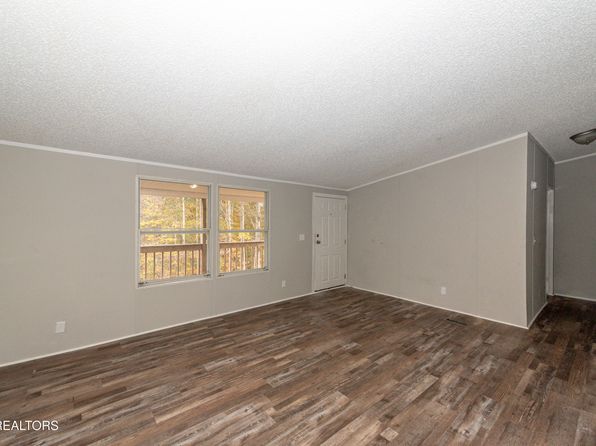 756 Marble Hill Rd, Friendsville, TN 37737
