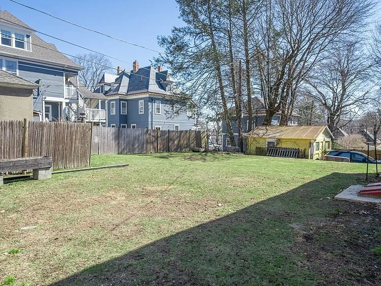 24 Haviland St — Photo 3