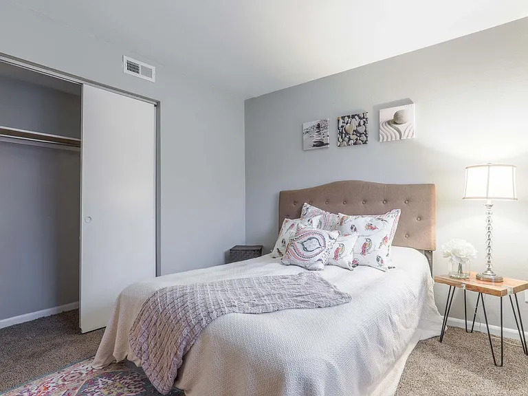 Prime at Uptown Apartments and Townhomes — Photo 22