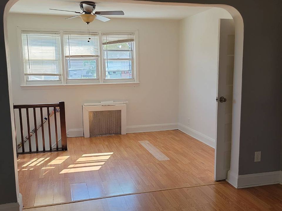 1st image of 88-39 187th Pl