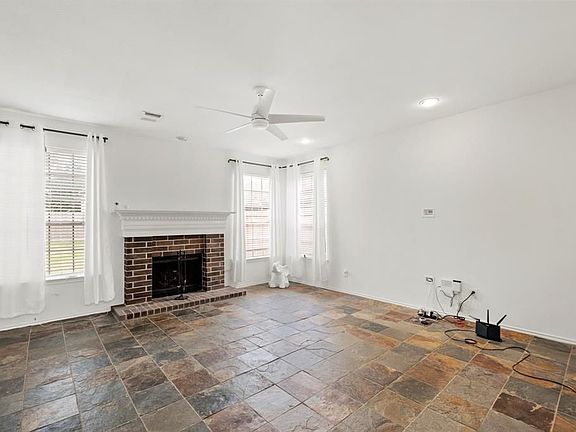 5th image of 4715 Forest Home Dr