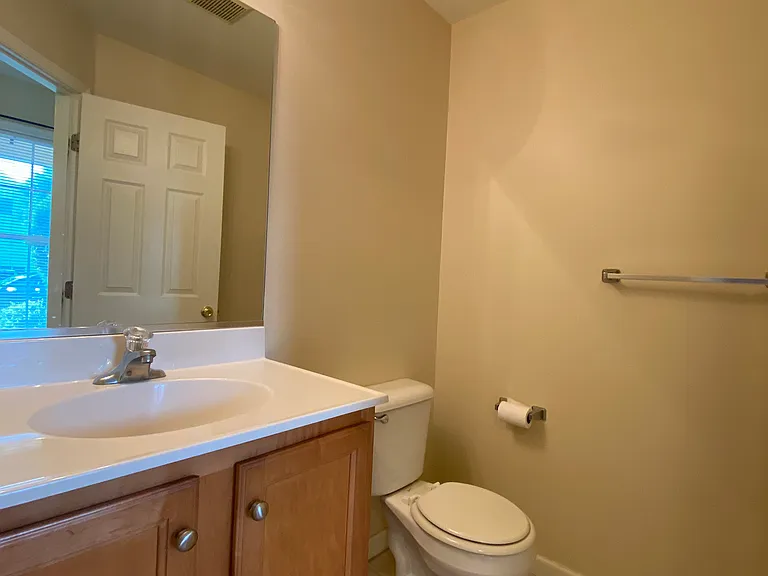 1291 Mohr Cir — Photo 6
