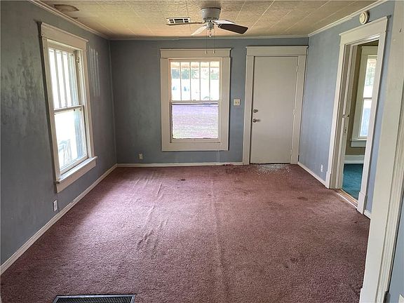 4th image of 809 S Iowa Ave