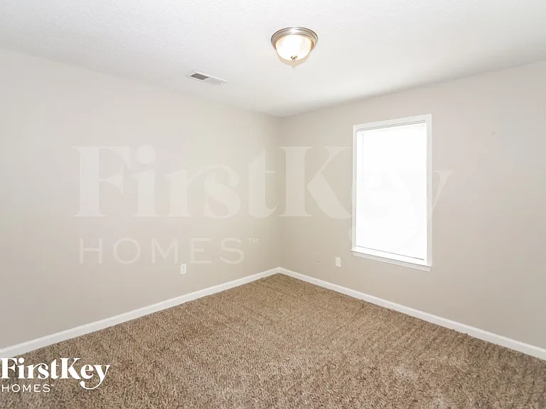 4596 Fontaine Pl — Photo 11