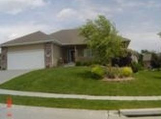513 S 8th Ave, Springfield, NE 68059
