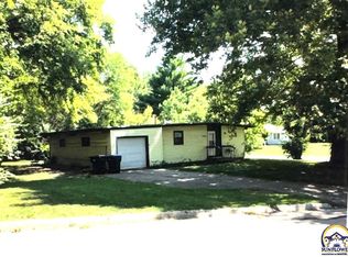 3436 SW Plass Ave, Topeka, KS 66611