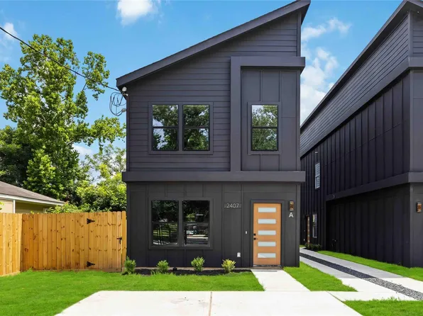 2407 Dolly Wright St #A & B, Houston, TX 77088