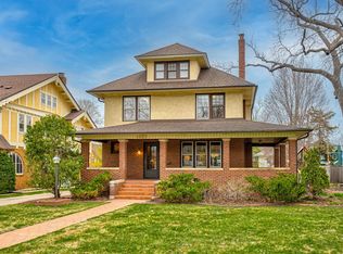 1737 Summit Ave, Saint Paul, MN 55105