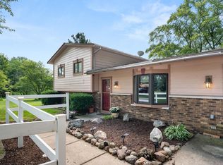 101 Seabury Rd, Bolingbrook, IL 60440