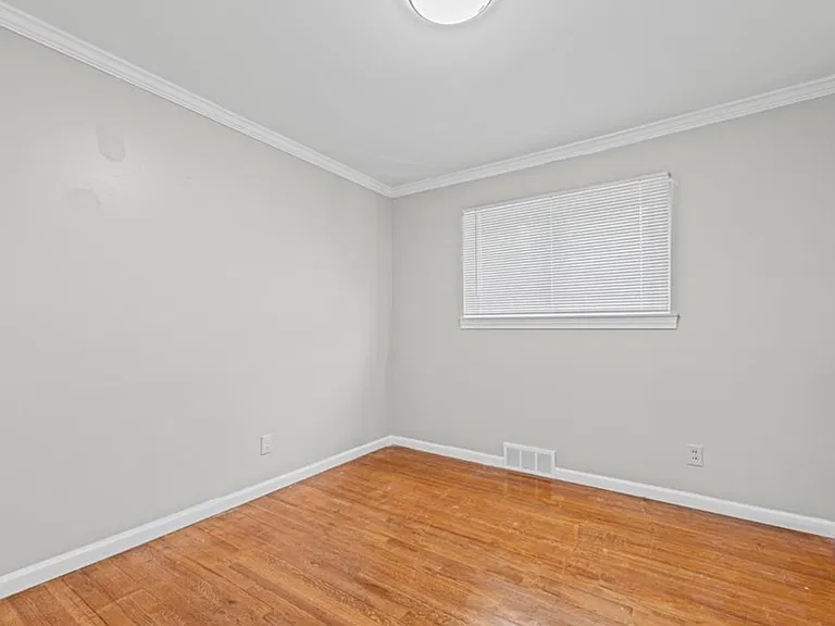 30507 Austin Dr — Photo 4
