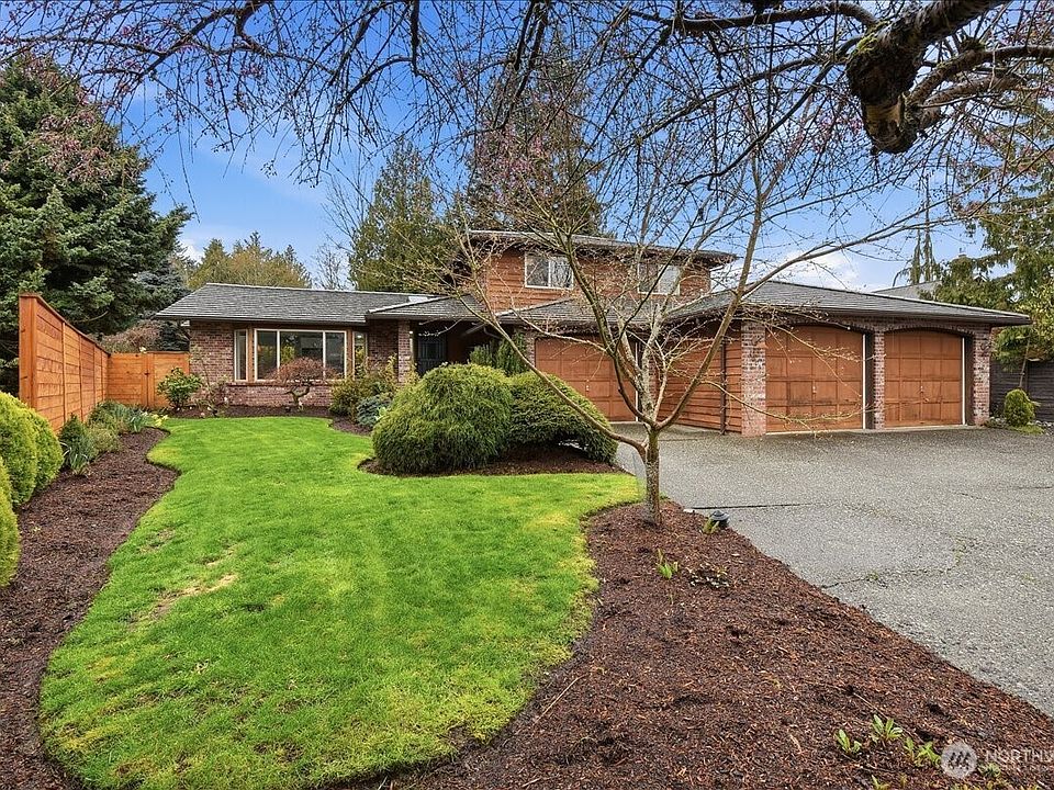 1st image of 4003 110th Street SE