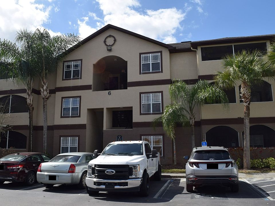 2nd image of 6218 Avignon Ct