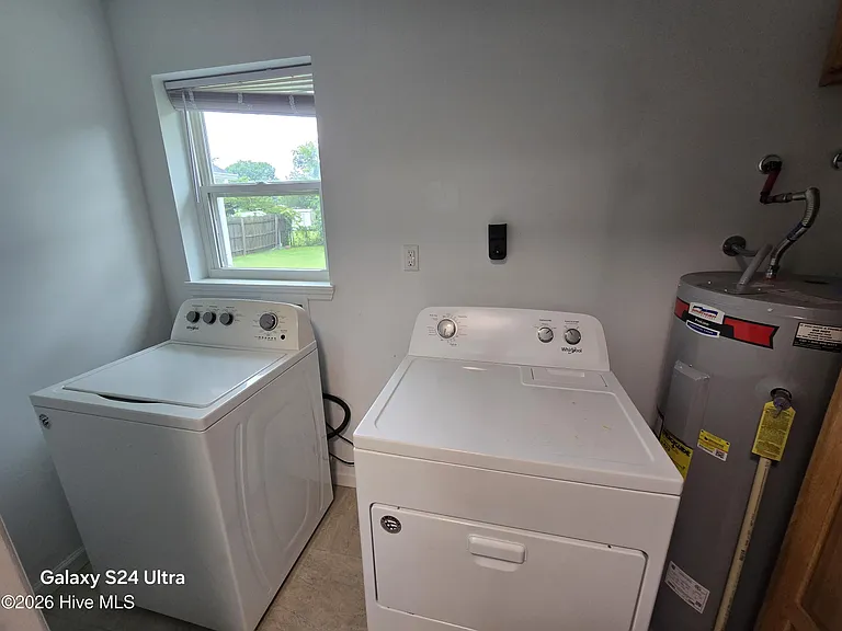 1321 Cherry Ave — Photo 14