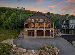 705 N Lochwood Dr, Garden City, UT 84028
