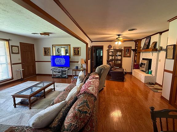 3rd image of 5207 Brooksville Rd