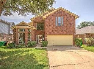 2120 Newport Dr, Lewisville, TX 75028