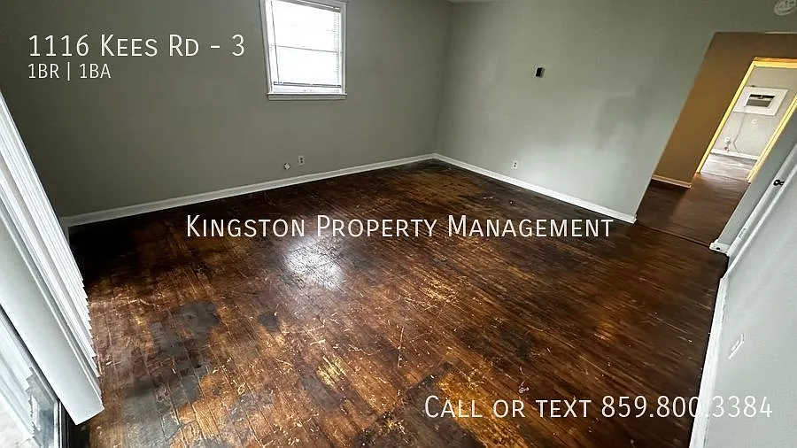 New Listing Adorable One Bedroom!! — Photo 3
