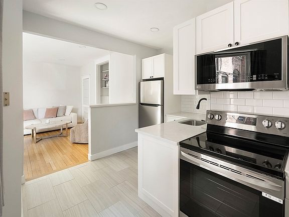 4th image of 40 Orkney Rd APT 1