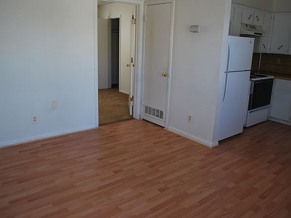 2nd image of 1405 Gray Dr