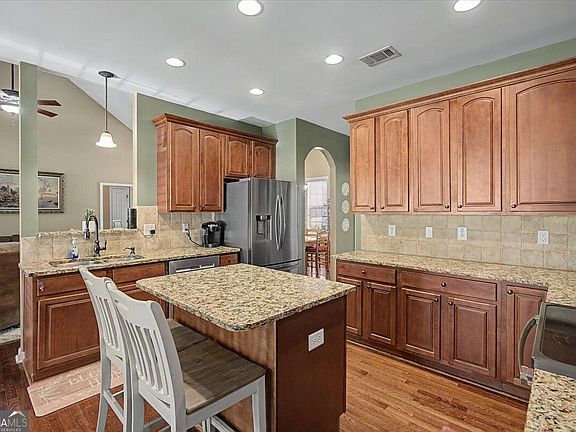 4th image of 115 Temperence Way