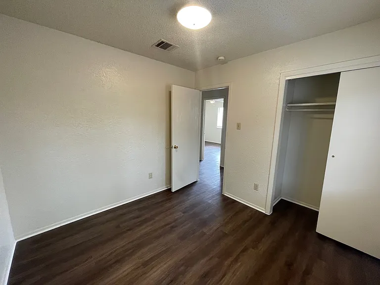 7603 Woodstone Cv #B — Photo 19