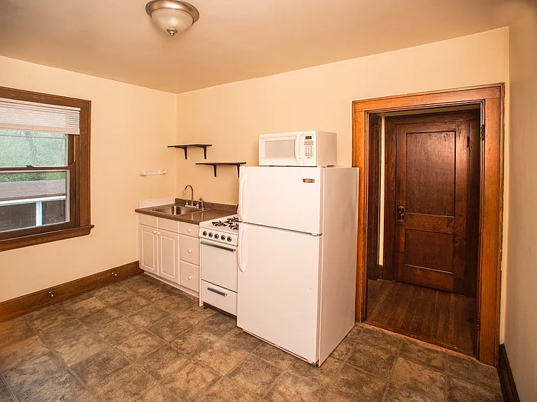 5828 Arnsby Pl #2E — Photo 4