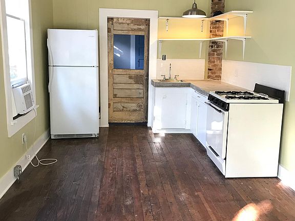 2nd image of 1326 Lincoln Ave