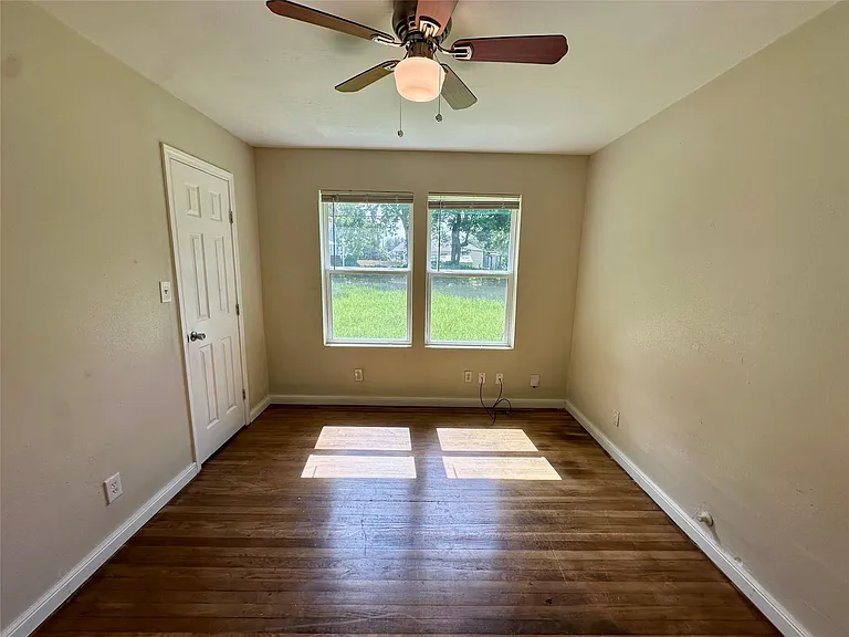 6 Southlawn Cir — Photo 12