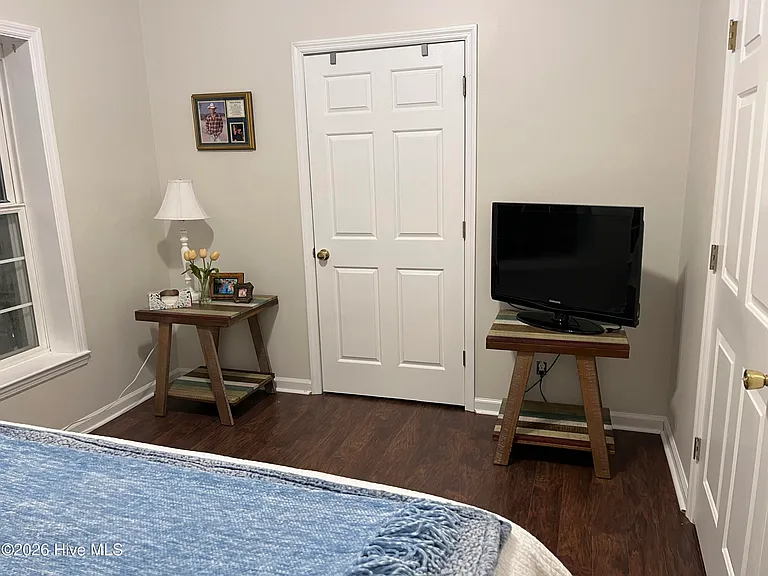 736 Ginseng Dr — Photo 3